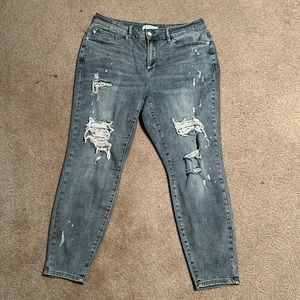 Judy blue jeans with lace